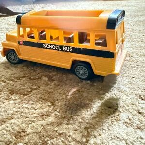 1980's AMERICAN PLASTIC TOYS INC. Large Yellow School Bus 13"